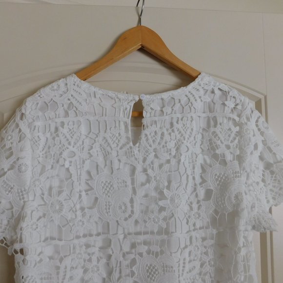 Women's Bella Ella White Lace Midi Dress, Size M - Picture 5 of 8